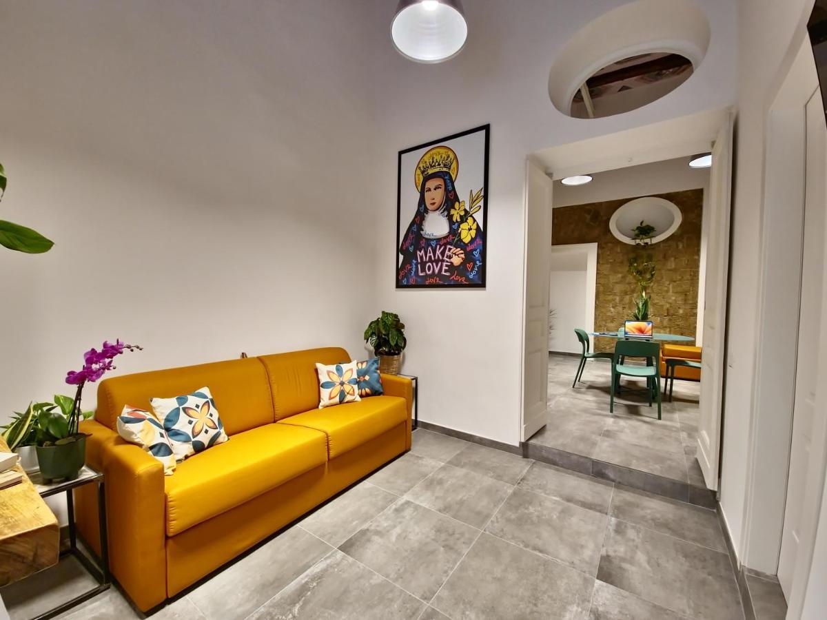 Hotel Borgo Dei Miracoli Neapel Exterior foto